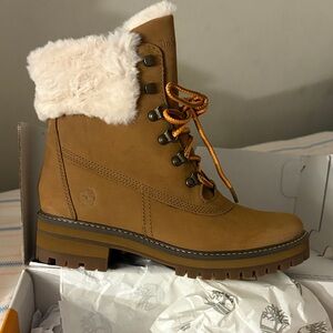 Timberland Women's Brown Fur-Lined Winter Boots